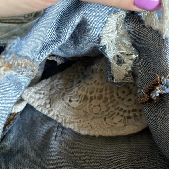 American Eagle | High Rise Crochet Pocket Shorts - Picture 7 of 7